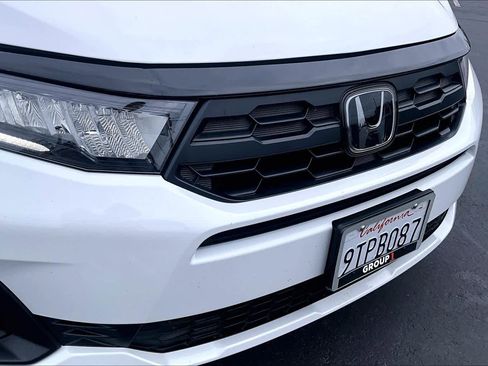 Used 2025 Honda Odyssey EX-L image 29