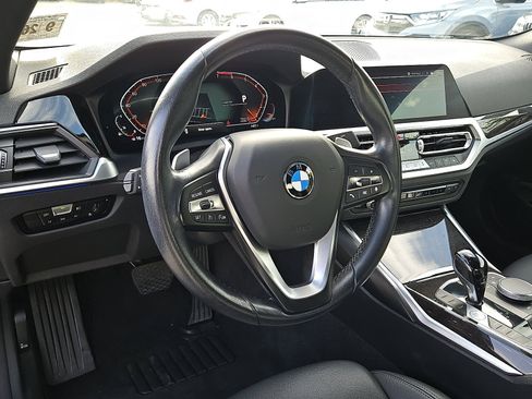 Used 2022 BMW 430i xDrive Convertible w/ Convenience Package image 28