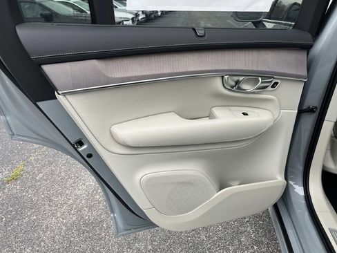 New 2026 Volvo XC90 B6 Ultra w/ Protection Package AWD/4WD image 18