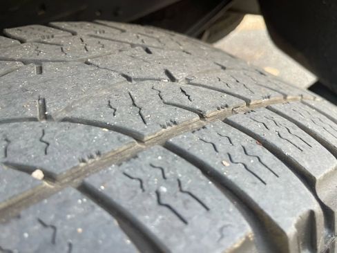 Used 2011 Ford F250 XLT w/ Advanced Security Group image 10