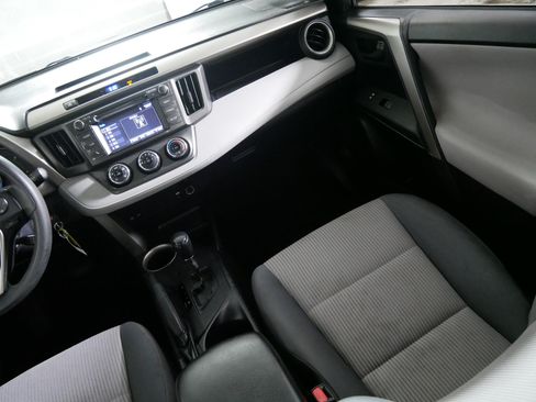 Used 2014 Toyota RAV4 LE AWD/4WD image 11