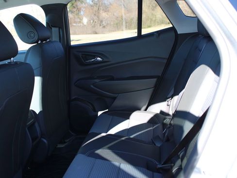 New 2026 Chevrolet Trax LT image 23