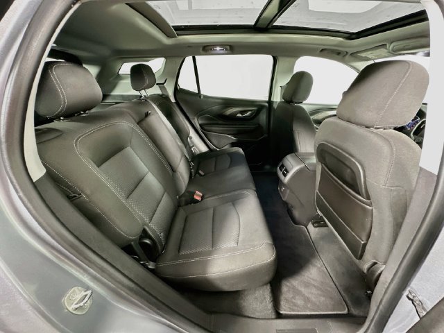 Used 2024 GMC Terrain SLE w/ Driver Convenience Package AWD/4WD image 29