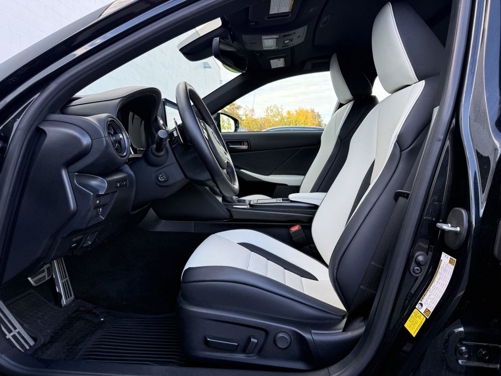 Used 2025 Lexus IS 350 F Sport w/ Navigation Package AWD/4WD image 11