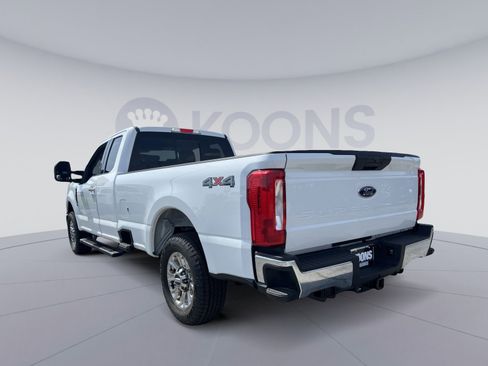 Used 2017 Ford F250 Lariat w/ Chrome Package image 4