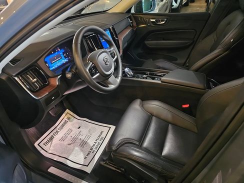 Certified 2023 Volvo XC60 B5 Ultimate AWD/4WD image 13