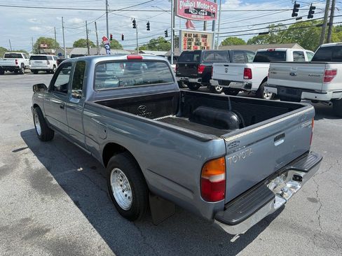 Used 1998 Toyota Tacoma 2WD Xtracab image 6