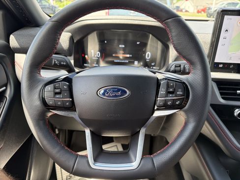 Used 2026 Ford Explorer ST-Line AWD/4WD image 18