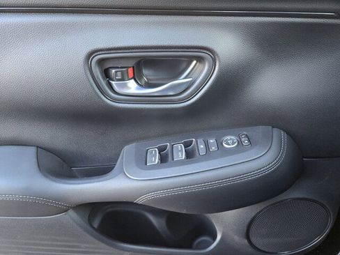 New 2026 Honda HR-V EX-L image 16