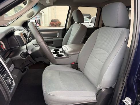 Used 2013 RAM 1500 Classic SLT image 27