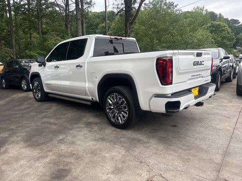 Used 2025 GMC Sierra 1500 Denali Ultimate AWD/4WD image 7
