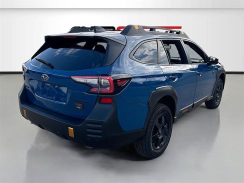 Used 2024 Subaru Outback Wilderness image 7