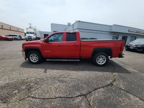Used 2018 GMC Sierra 1500 SLE w/ SLE Value Package AWD/4WD image 26