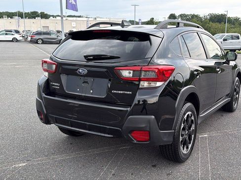 Used 2023 Subaru Crosstrek 2.0i Premium AWD/4WD image 6