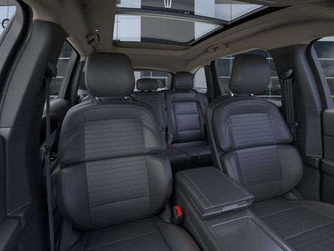 New 2026 Lincoln Nautilus Reserve image 10