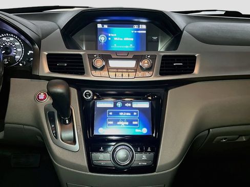 Used 2016 Honda Odyssey EX-L image 11
