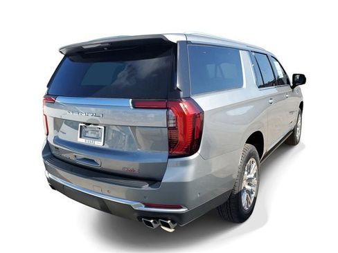 New 2026 GMC Yukon XL Denali w/ Sun & Power Step Package image 5