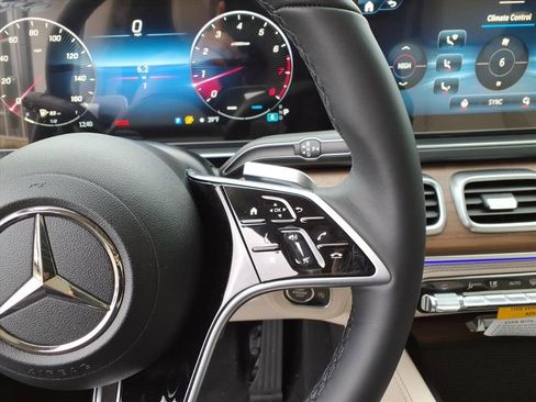 New 2026 Mercedes-Benz GLE 350 4MATIC image 21