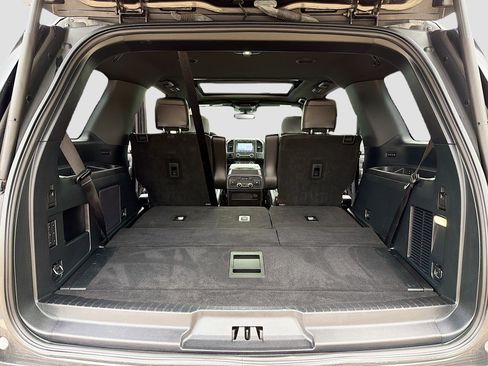 Used 2021 Ford Expedition Limited AWD/4WD image 8