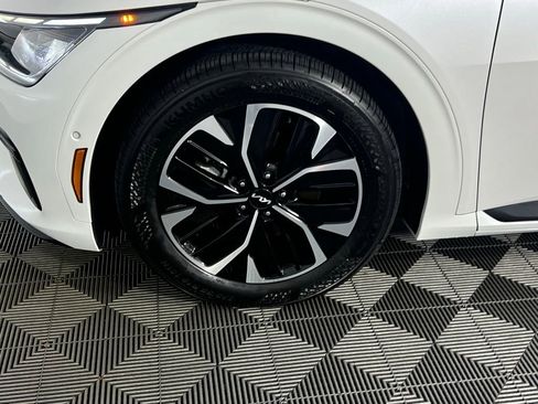 Used 2022 Kia EV6 GT-Line image 12
