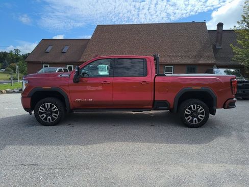Used 2022 GMC Sierra 2500 AT4 w/ AT4 Premium Plus Package AWD/4WD image 2