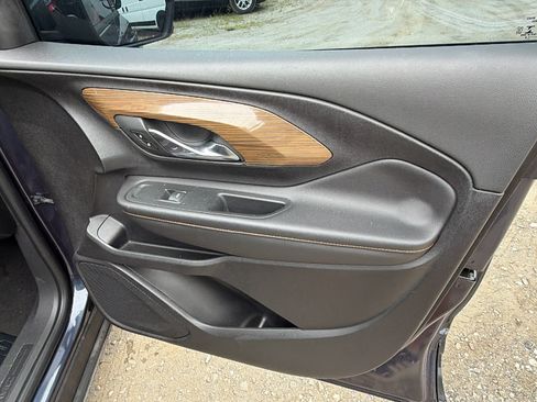 Used 2019 GMC Terrain SLE FWD image 18