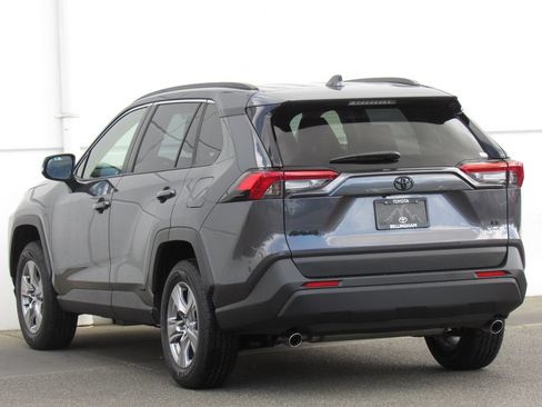 Certified 2025 Toyota RAV4 LE AWD/4WD image 5