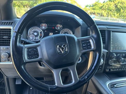 Used 2017 RAM 1500 Limited image 12