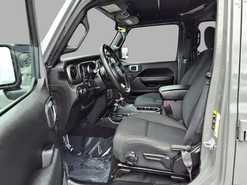 Used 2022 Jeep Wrangler Unlimited Sport AWD/4WD image 22