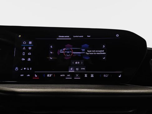 Certified 2025 Audi Q5 Premium w/ Convenience Package AWD/4WD image 24