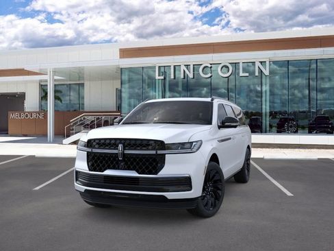 New 2026 Lincoln Navigator L Reserve w/ Jet Appearance Package AWD/4WD image 2