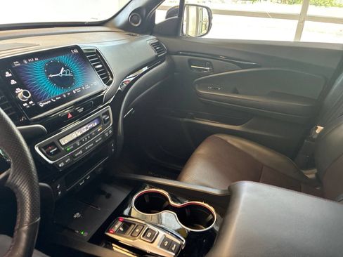 Used 2024 Honda Ridgeline Black Edition image 21