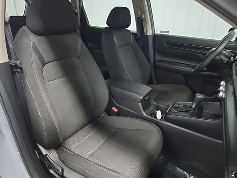 Used 2023 Honda CR-V LX image 14