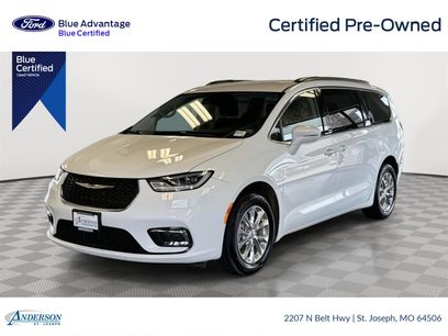 Used 2022 Chrysler Pacifica Touring-L