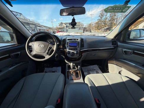 Used 2011 Hyundai Santa Fe GLS image 14