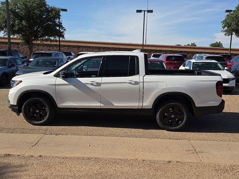 New 2026 Honda Ridgeline Black Edition image 2