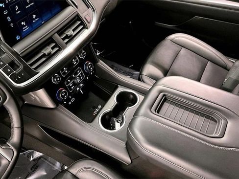 Used 2024 Chevrolet Tahoe LT image 14