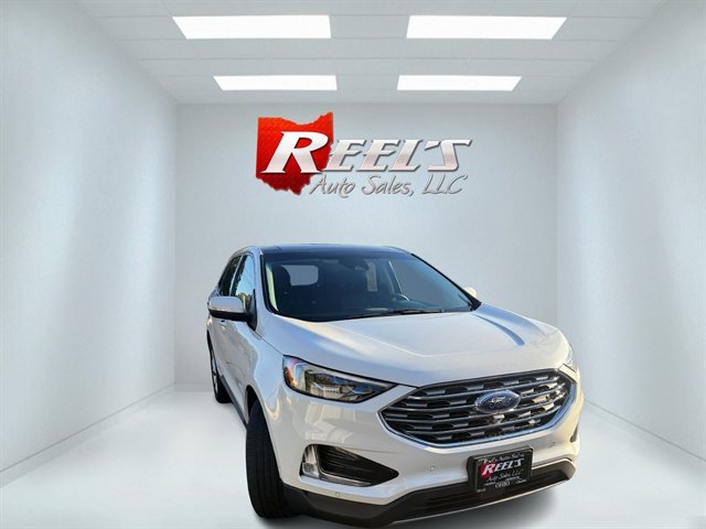 Used 2021 Ford Edge Titanium w/ Equipment Group 301A AWD/4WD image 3