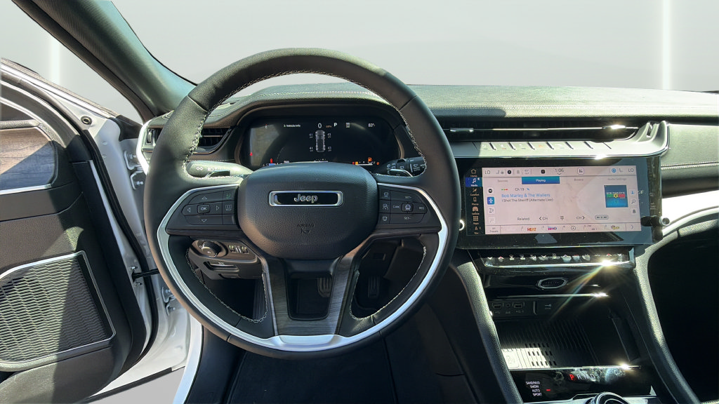 New 2027 Jeep Grand Cherokee Limited AWD/4WD image 13