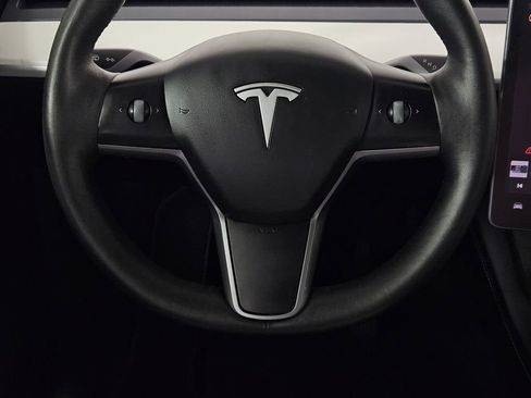 Used 2022 Tesla Model Y Long Range AWD/4WD image 14