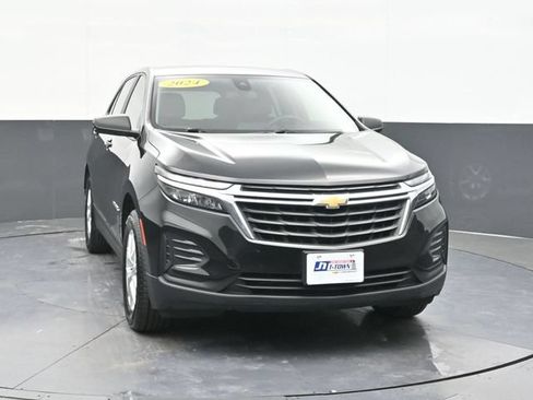 Used 2024 Chevrolet Equinox LS AWD/4WD image 21