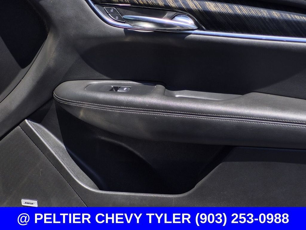 Used 2021 Cadillac XT6 Premium Luxury FWD image 13