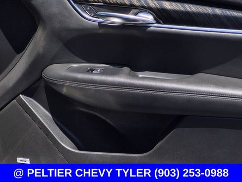 Used 2021 Cadillac XT6 Premium Luxury FWD image 13