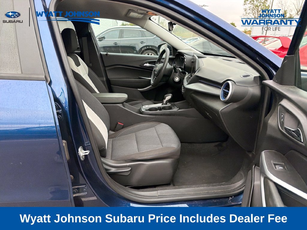 Used 2024 Chevrolet Trax LS FWD image 35