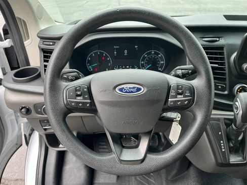 Used 2024 Ford Transit 250 Low Roof w/ Exterior Upgrade Package RWD image 18