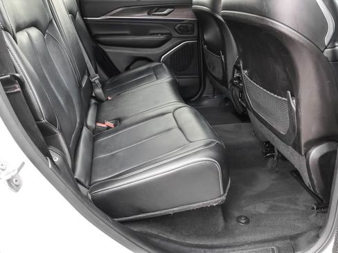 Used 2023 Jeep Grand Cherokee Overland w/ Adv Protech Group III image 39