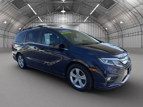 Used 2019 Honda Odyssey EX image 3