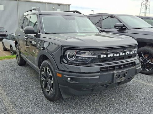 Used 2023 Ford Bronco Sport Outer Banks AWD/4WD image 1