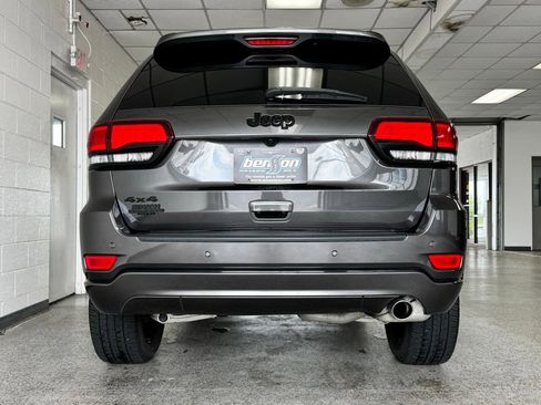 Used 2021 Jeep Grand Cherokee Laredo X AWD/4WD image 5