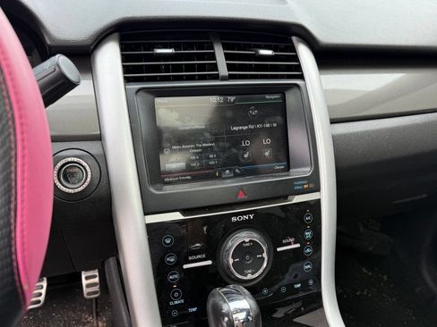 Used 2011 Ford Edge Sport w/ Driver Entry Pkg AWD/4WD image 19